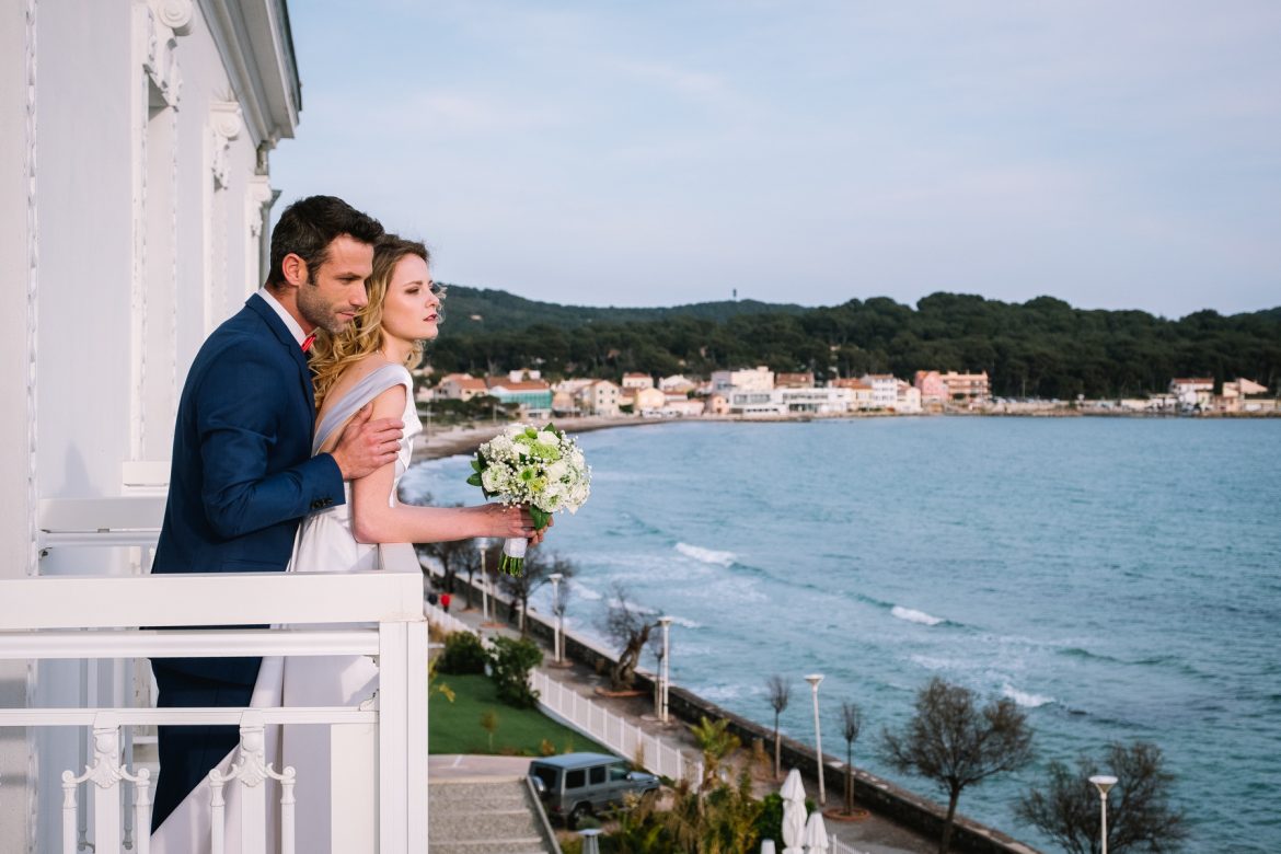 Couple mariage aux Sablettes, grand hôtel toulon
